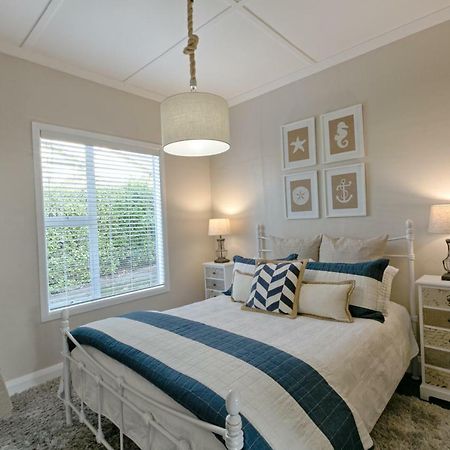 Quarterdeck Apartment Oamaru Bagian luar foto