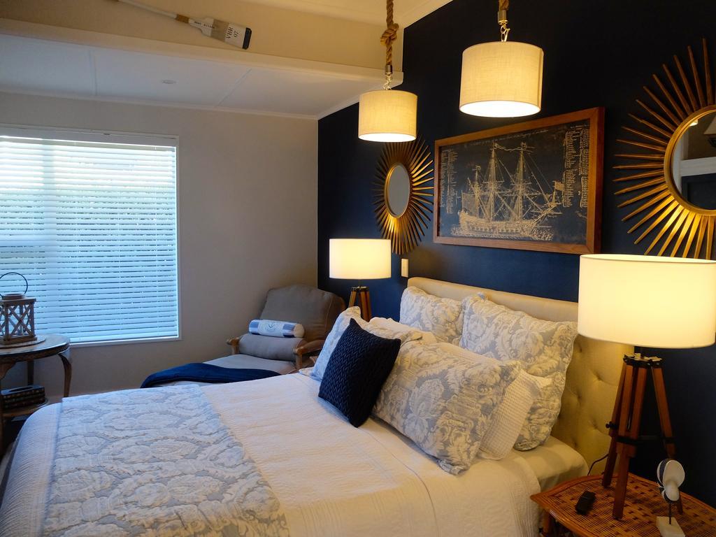 Quarterdeck Apartment Oamaru Bagian luar foto