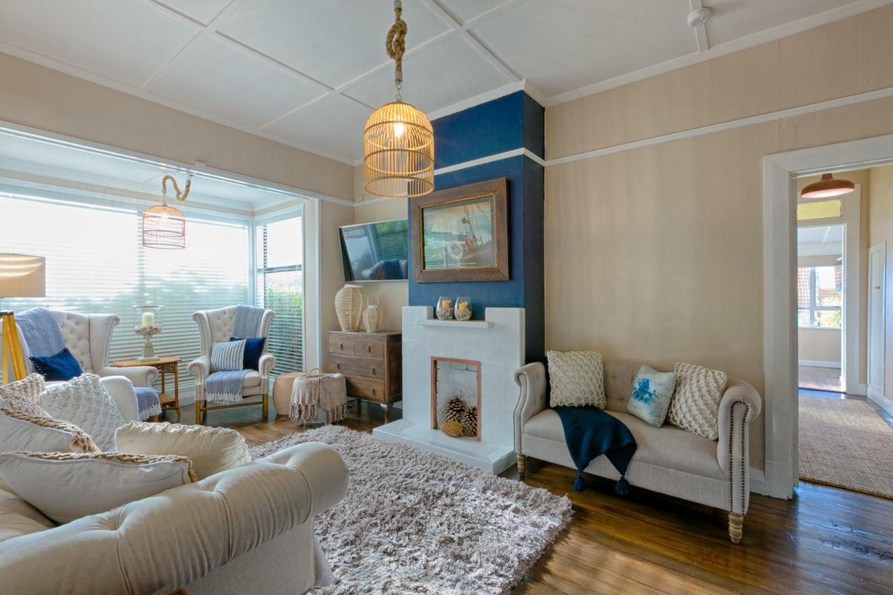 Quarterdeck Apartment Oamaru Bagian luar foto