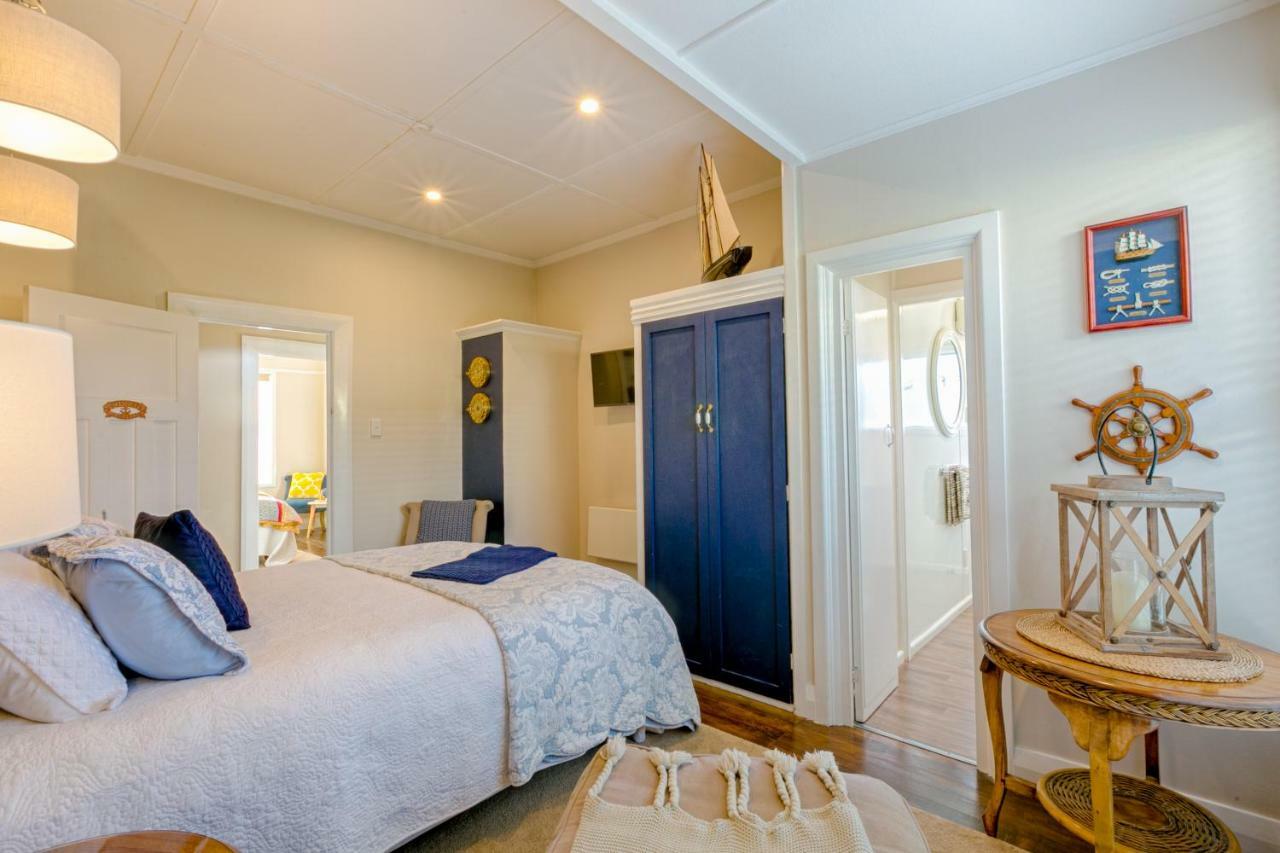 Quarterdeck Apartment Oamaru Bagian luar foto